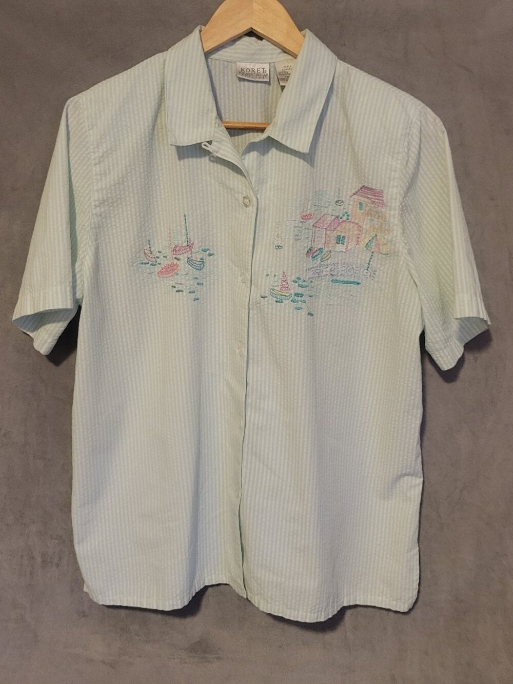Koret Francisca sea foam button Up Shirt With Cityscape Boats Women's Medium